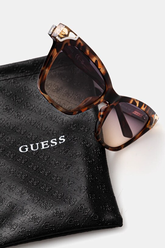 Аксесуари Сонцезахисні окуляри Guess GU7840.56B коричневий