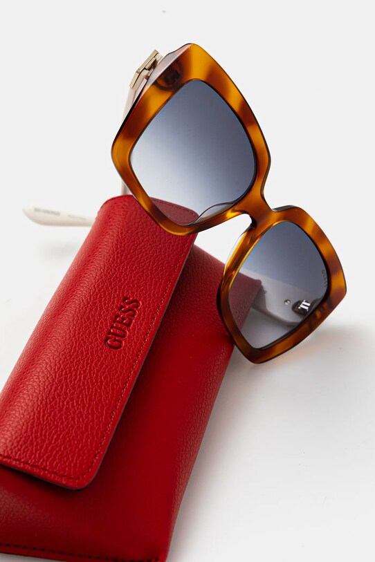 Сонцезахисні окуляри Guess зелений GU7889.53W