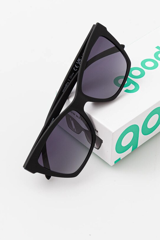 Akcesoria Goodr okulary New Wave Renegade G00312. czarny