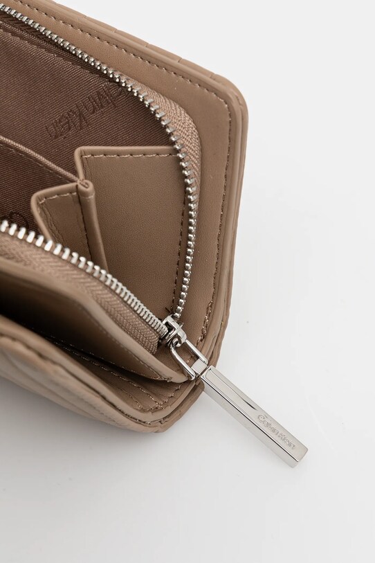 Novčanik Calvin Klein bež K60K613063