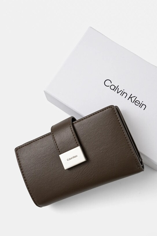 Peňaženka Calvin Klein hnedá K60K612961