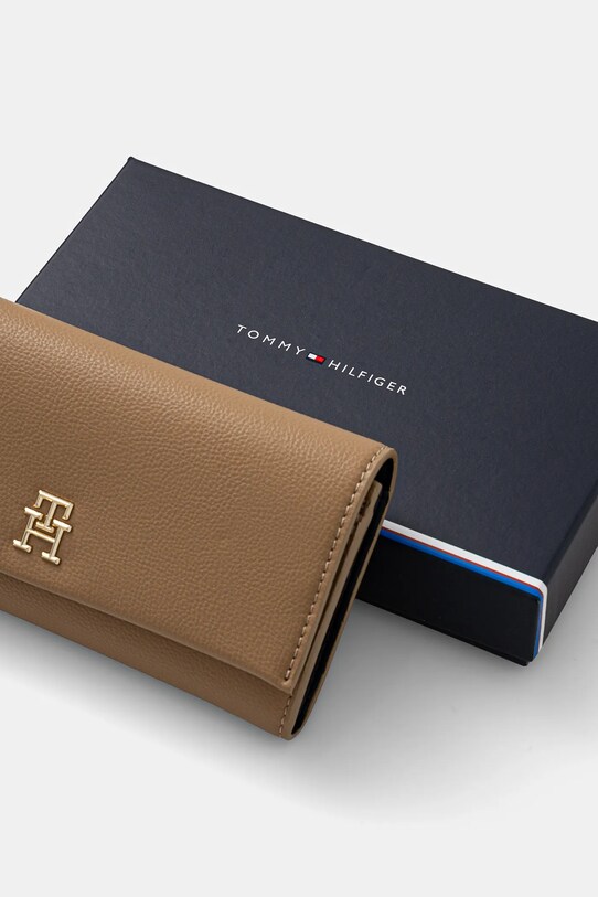 Peňaženka Tommy Hilfiger AW0AW17267 béžová