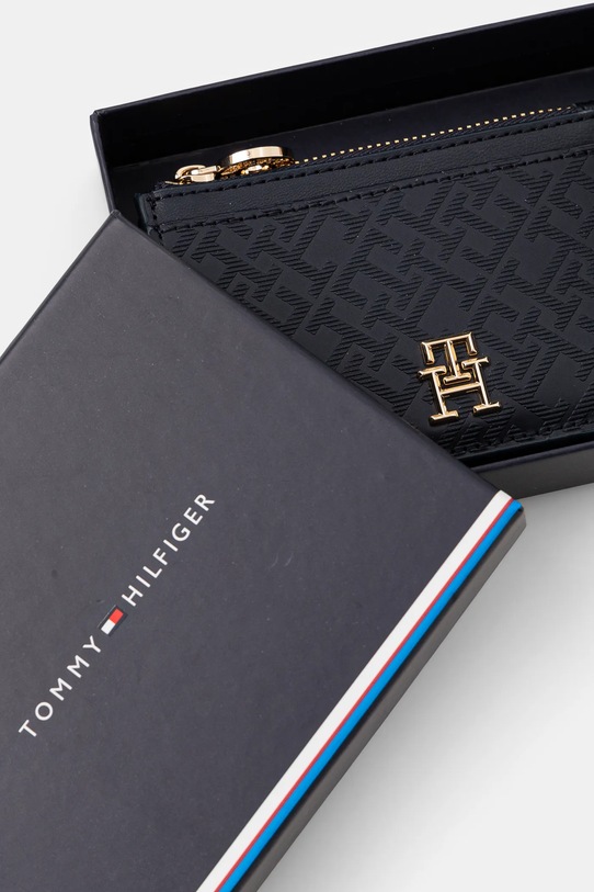 Peňaženka Tommy Hilfiger tmavomodrá AW0AW17401
