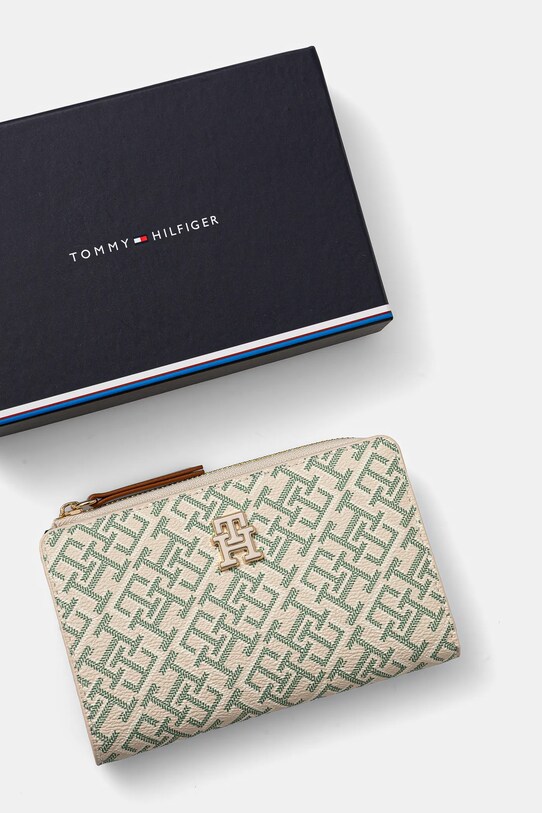 Tommy Hilfiger portfel beżowy AW0AW17417