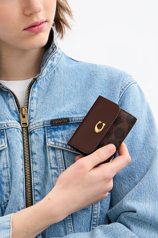Akcesoria Coach portfel CAN48 brązowy