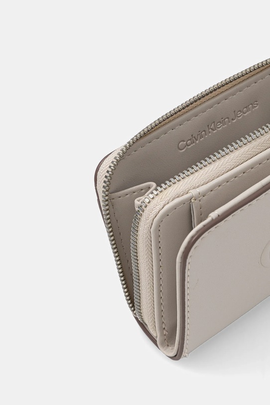 Peňaženka Calvin Klein Jeans béžová LV04K1004G