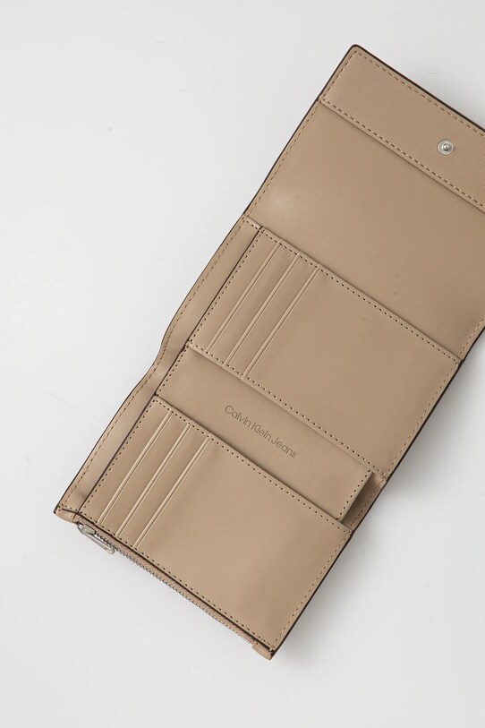 Peněženka Calvin Klein Jeans LV04K1078G béžová SS25