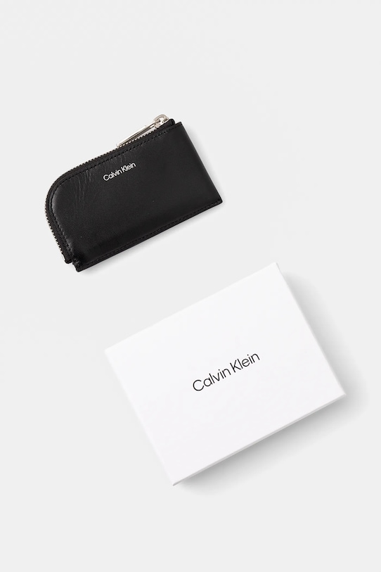 Doplnky Kožená peňaženka Calvin Klein K50K512677 čierna