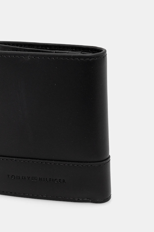 Kožená peněženka Tommy Hilfiger AM0AM13247 černá SS25