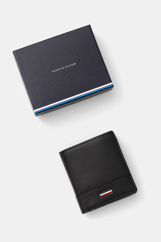 Kožená peněženka Tommy Hilfiger černá AM0AM13247
