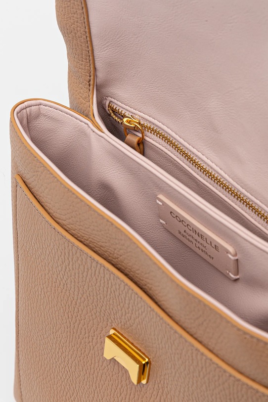 Kožený ruksak Coccinelle COCCINELLEDORIAN zelená RCK.14.01.01