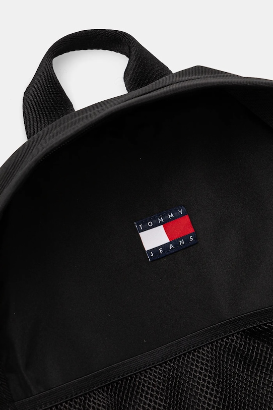 Nahrbtnik Tommy Jeans AM0AM12913 črna