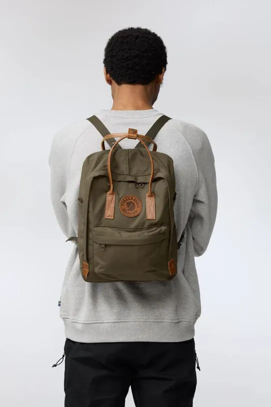 Ruksak Fjallraven Kanken No. 2 čierna F23565