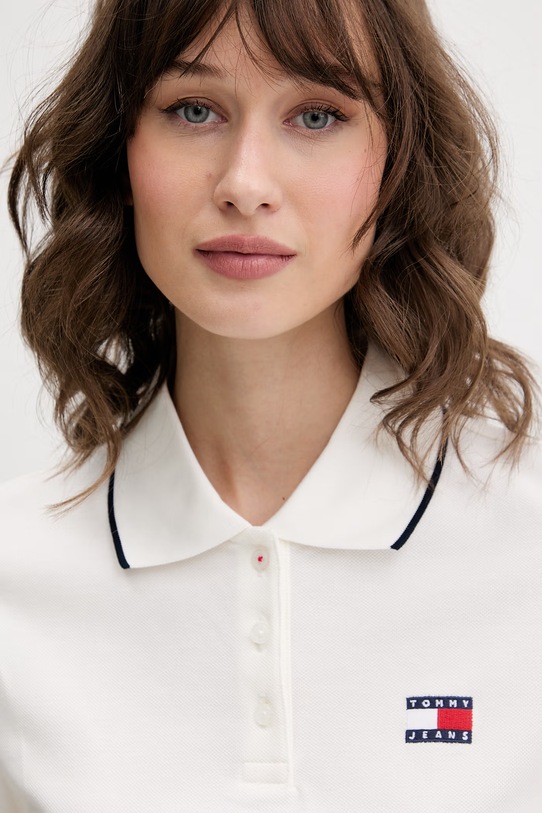 Tommy Jeans polo damskie bawełniane z elastanem beżowy DW0DW21363