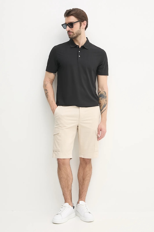 Тениска с яка Calvin Klein LV04LB220G черен SS25