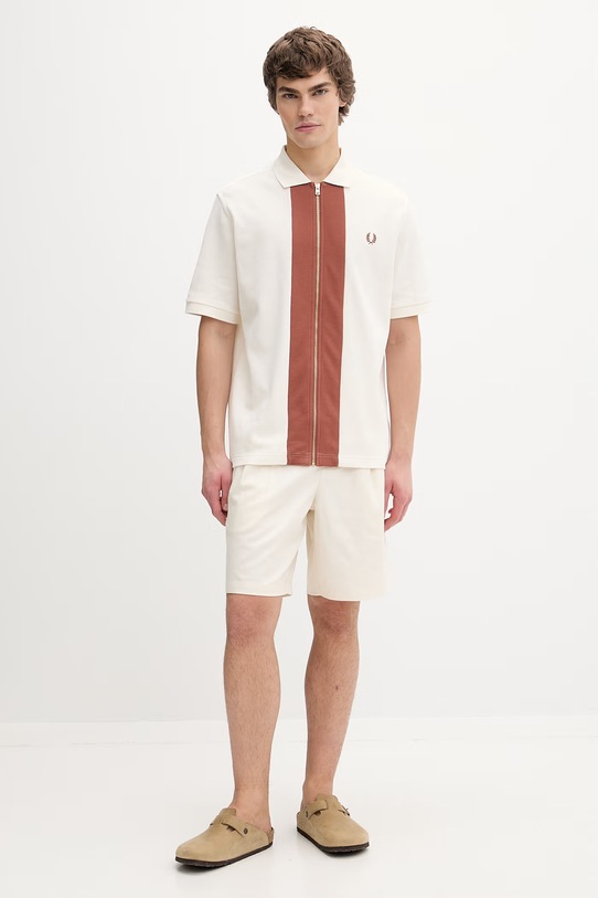 Fred Perry polo bawełniane M6661.760 beżowy SS25