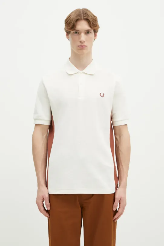 Βαμβακερό μπλουζάκι πόλο Fred Perry κανονικό μπεζ M9875.760
