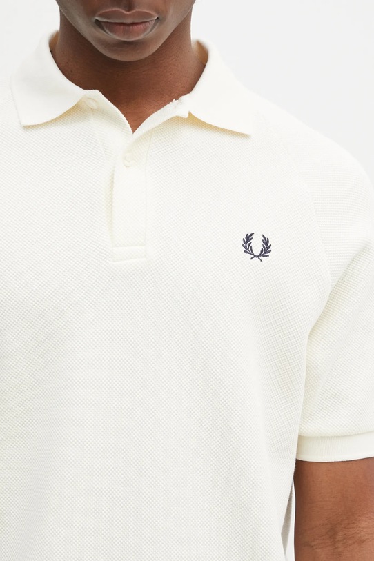 Bavlněné polo tričko Fred Perry béžová M9885.560