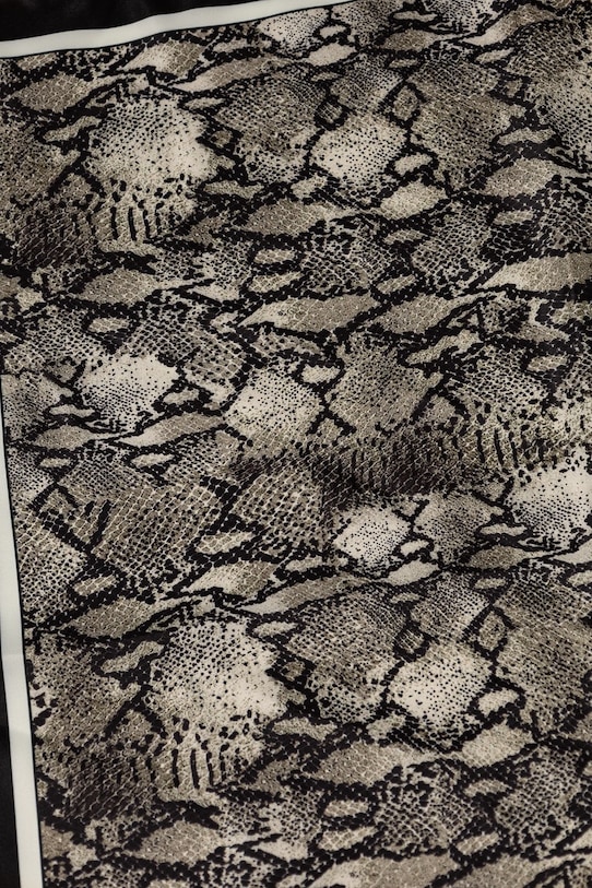 Платок HUGO 50535470 бежевый SS25