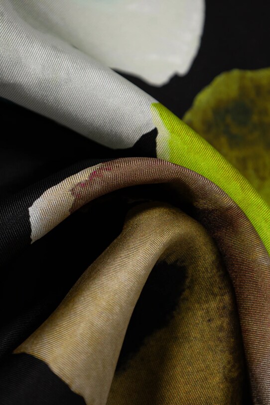 Dodaci Svilena marama Stine Goya SG.PS25.A010.2287 crna