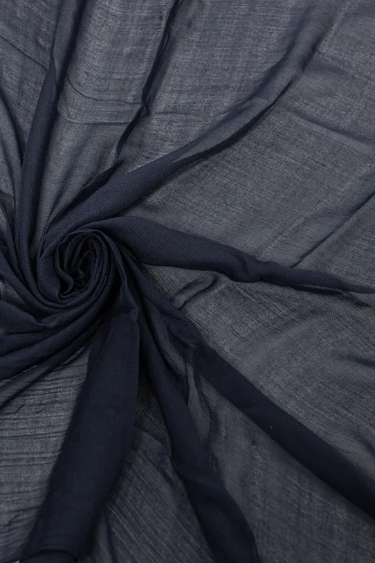 Šal s primesjo svile Sisley 6TAEWU01R mornarsko modra SS25