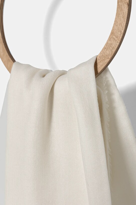 Weekend Max Mara szal z domieszką wełny 2515541014600 beżowy SS25