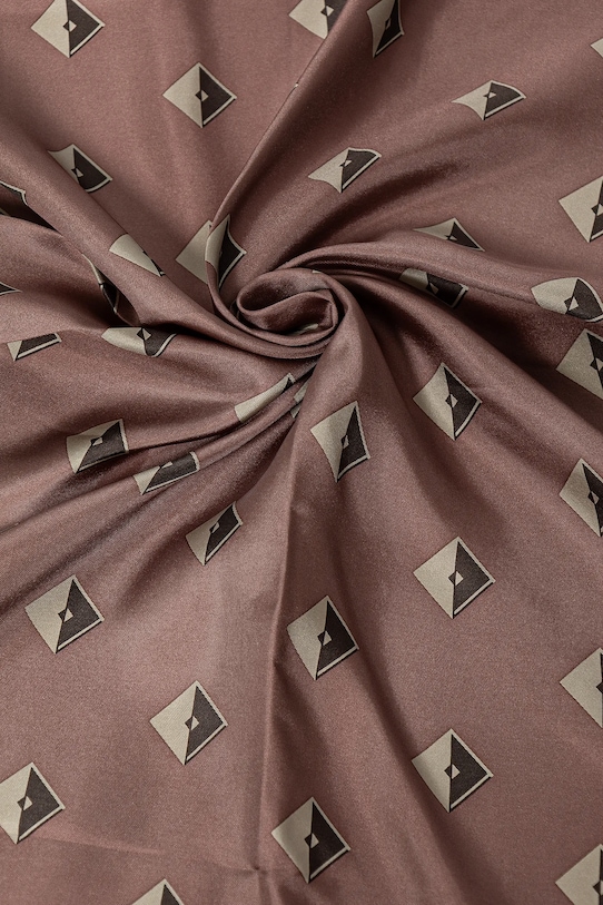 Аксессуары Шелковый платок на шею MM 2516541027600 коричневый