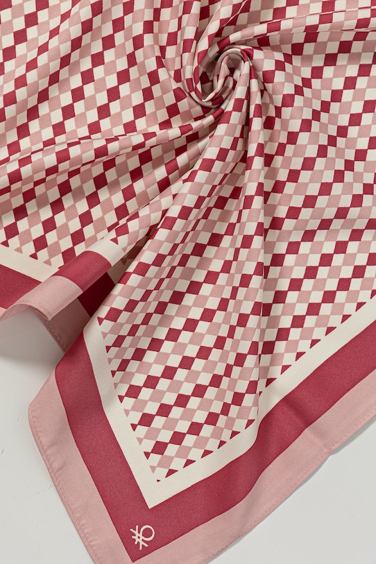 Аксессуары Платок United Colors of Benetton 6SJ9DU013 розовый