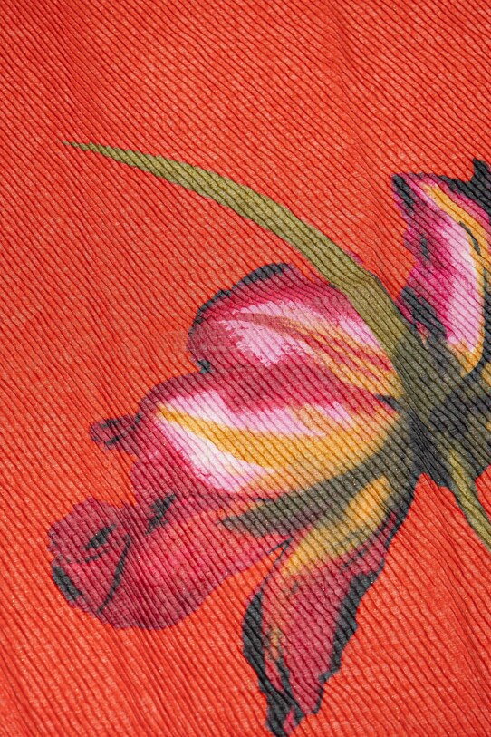 Desigual sál BIG FIORE RECTANGLE 25SAWA59 piros SS25