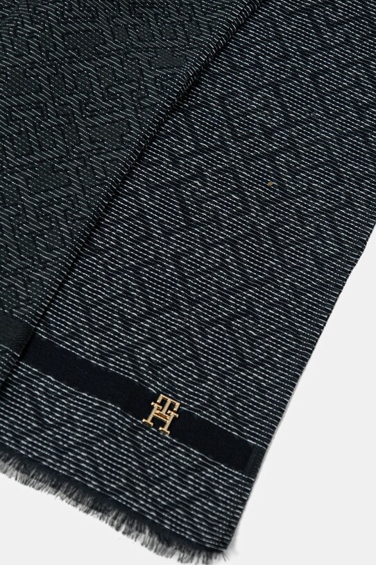 Bavlnený šál Tommy Hilfiger AW0AW17143 tmavomodrá SS25