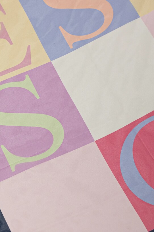 Guess sciarpa AW5295.SIL12 rosa SS25