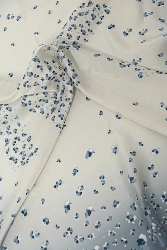 Doplnky Hodvábna šatka MICHAEL Michael Kors 540207. modrá