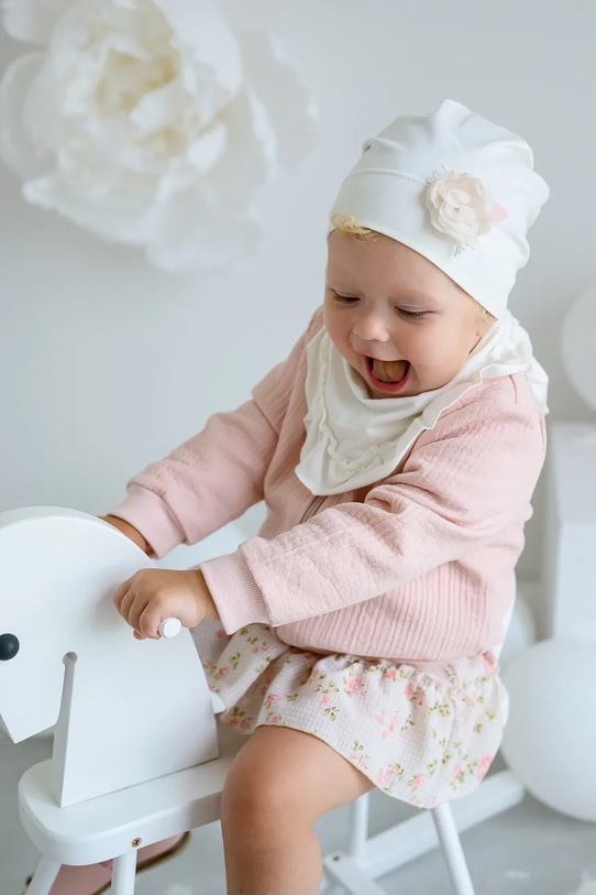 Детский платок Jamiks ELINNOR бежевый ELINNOR.Chustk.JWH090.G