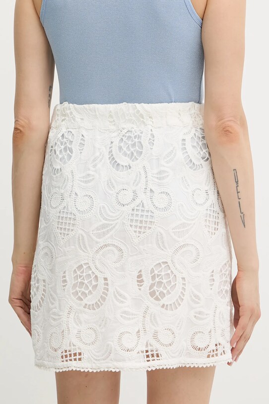 Odzież Guess spódnica bawełniana DOMITILLE W5GD1S.WH521 beżowy