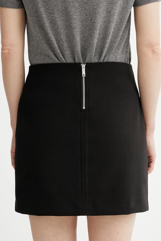 Одяг Спідниця Calvin Klein LV044B216G чорний
