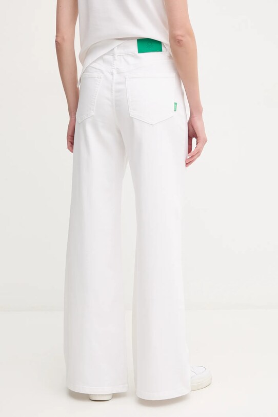 Одежда Джинсы United Colors of Benetton 4WDDDE029 белый