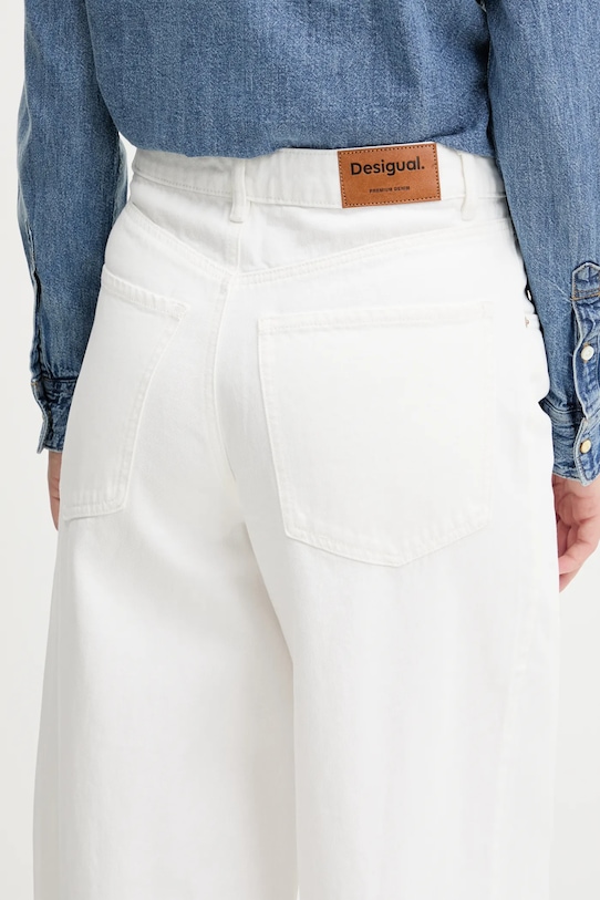 Джинси Desigual NUEVA JERSEY білий 25SWDD64