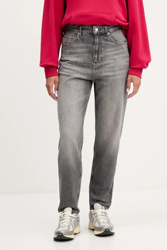 Kavbojke Tommy Jeans Prijazno od planeta siva DW0DW20648
