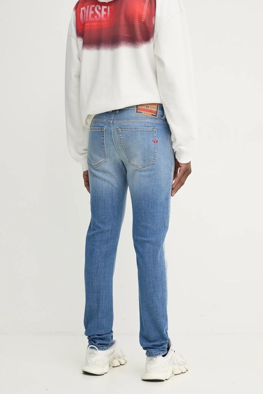 Одяг Джинси Diesel 1979 SLEENKER L.32 TROUSERS A03594.0BMBQ блакитний