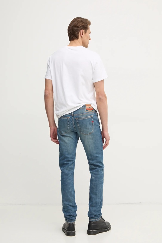 Odzież Diesel jeansy 1979 SLEENKER L.34 TROUSERS A03596.0BMBT niebieski