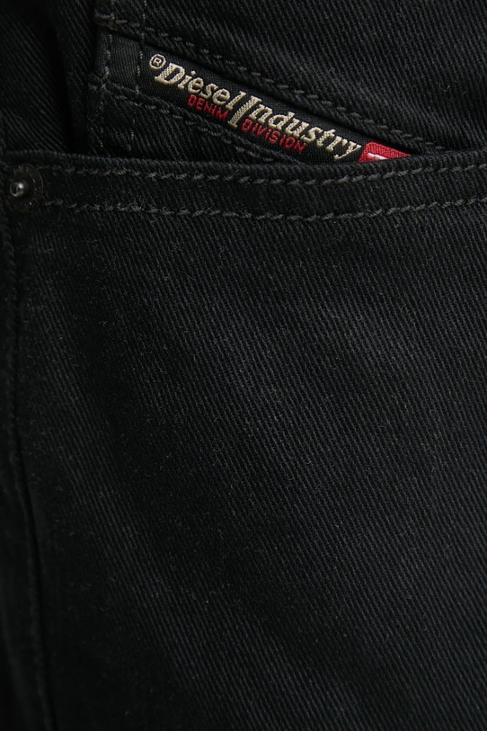 Traperice Diesel 2023 D-FINITIVE L.34 TROUSERS crna A10231.069YP