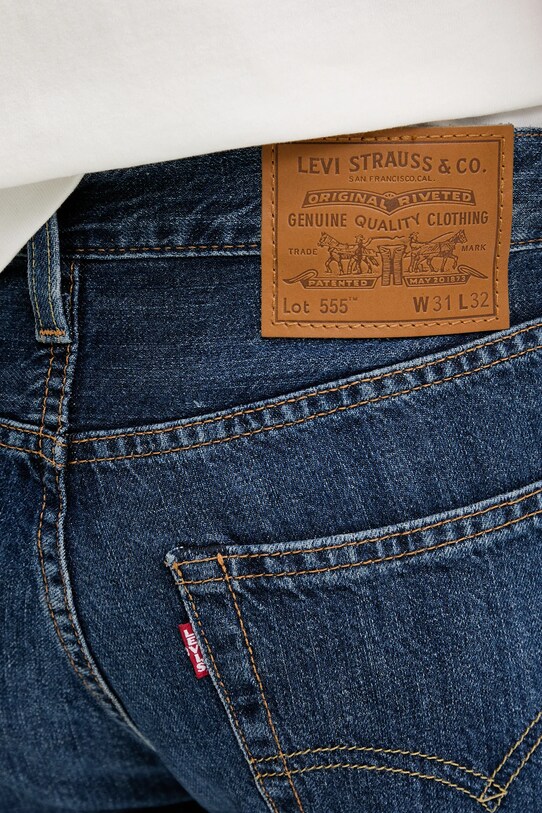 Džínsy s prímesou ľanu Levi's 555 RELAXED STRAIGHT tmavomodrá 000LO.0011