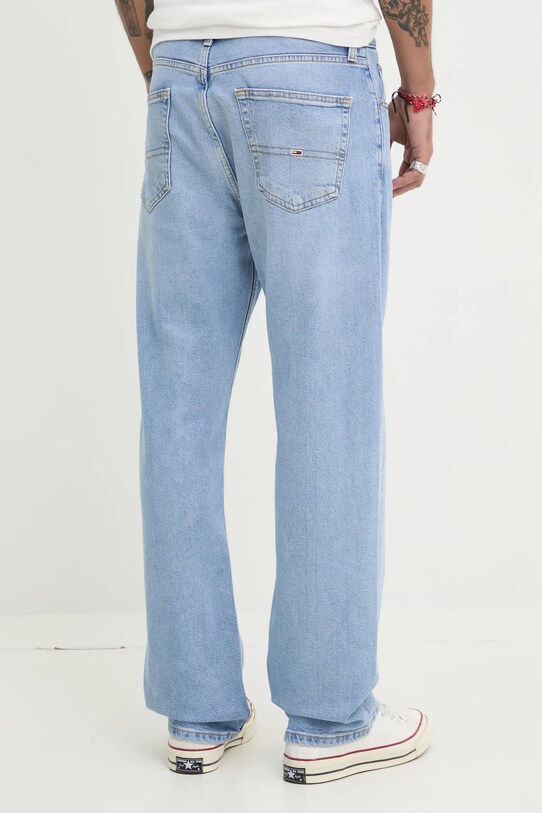 Одежда Джинсы Tommy Jeans DM0DM21008 голубой