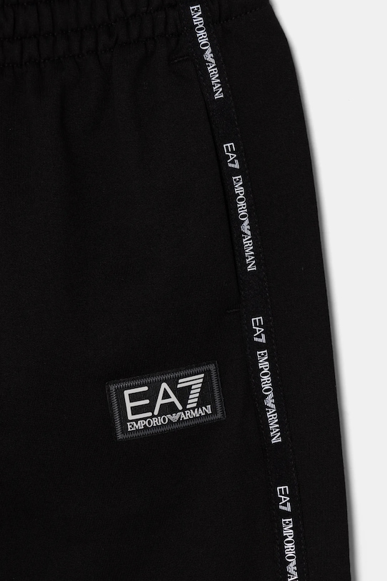 Chłopiec EA7 Emporio Armani spodnie dresowe bawełniane dziecięce 7B000058.AF10380 czarny
