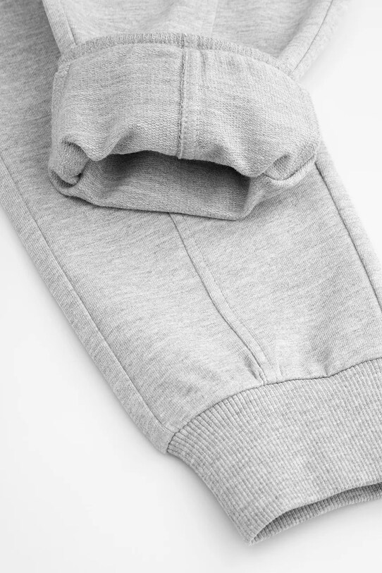 Coccodrillo spodnie dresowe bawełniane dziecięce WC5120104MBK szary
