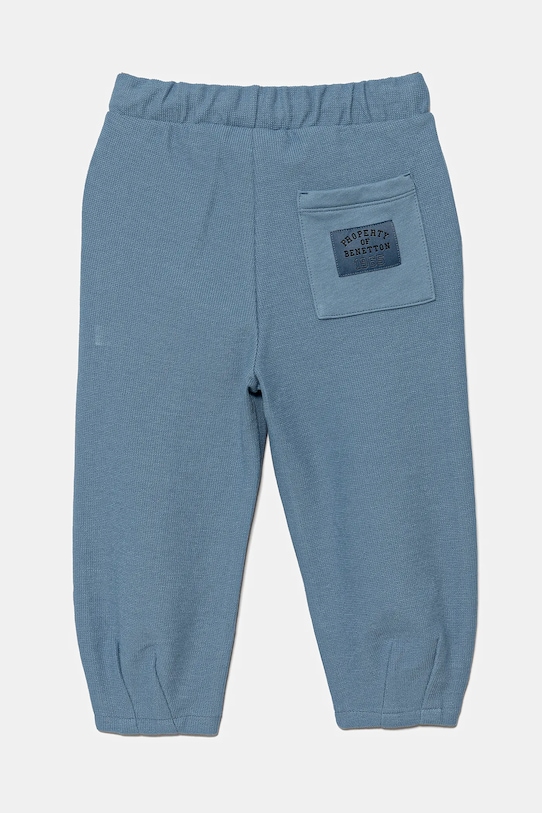 United Colors of Benetton spodnie dresowe bawełniane dziecięce 3HJMGF04M.P.Seasonal niebieski SS25