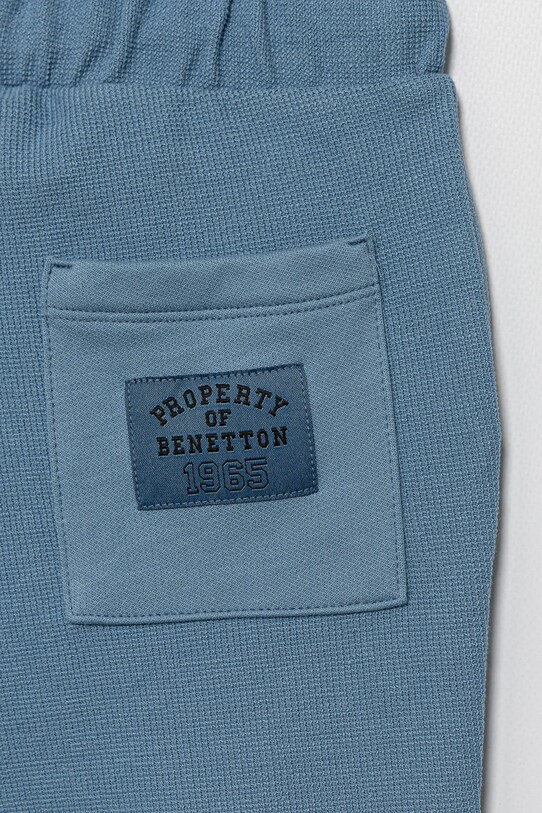 Dětské bavlněné tepláky United Colors of Benetton modrá 3HJMGF04M.P.Seasonal