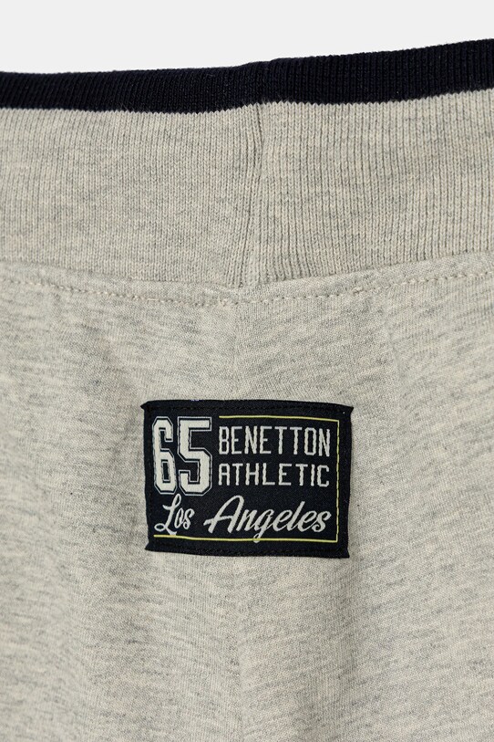 Băieți United Colors of Benetton pantaloni de trening din bumbac pentru copii 3BC1CF065.G.Seasonal gri