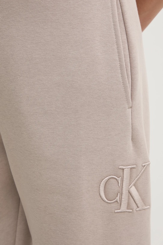 Calvin Klein Jeans pantaloni de trening bej J20J224841