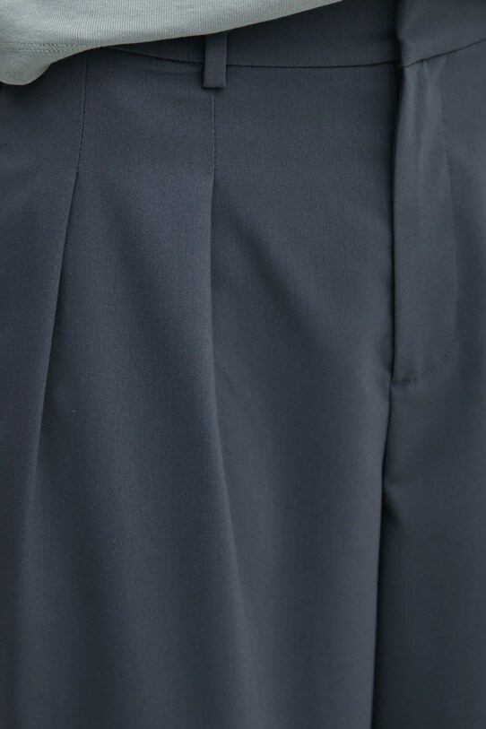 Брюки Calvin Klein Jeans серый J20J224849